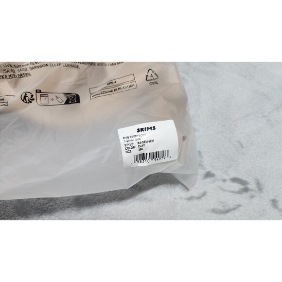 SKIMS 36C Clay Beige Fits Everybody T-Shirt Bra BA-DEM-9221 NWT - Picture 6 of 6